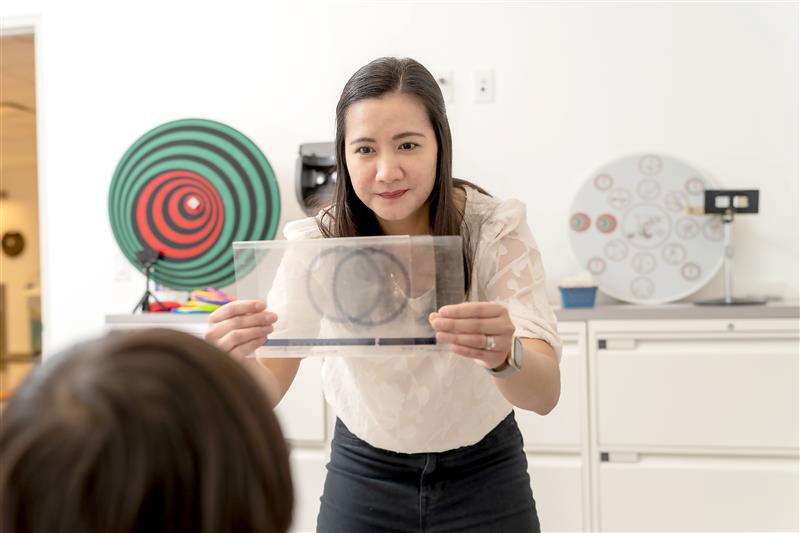 eye exam sw calgary optometrist checkup vision test